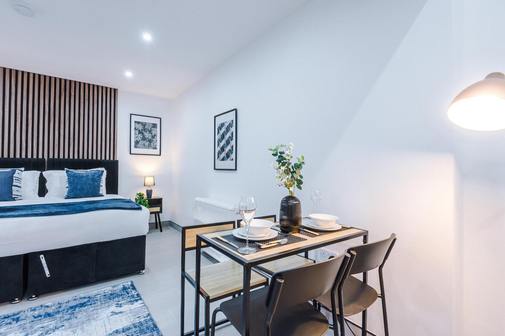 Comfort Style Brand New Selly Oaks Apartment เบอร์มิงแฮม ภายนอก รูปภาพ